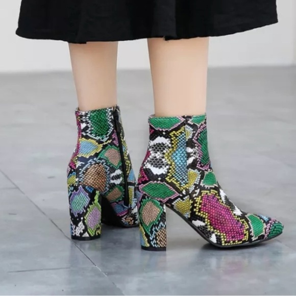 Bamboo  Sorbet Ankle Boots Multi Color  Rainbow Faux Leather Sz 5.5 Colorful - Picture 14 of 14